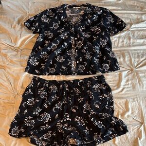 Lucky Brand Black and White Floral Lounge Set